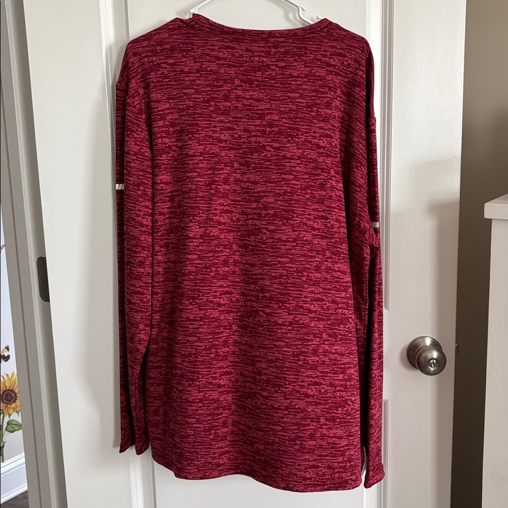 BCG Maroon Running Top - Picture 3 of 4